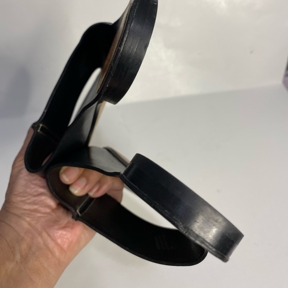 Michael Kors Black Leather Flat Open Toe Sandals Size 10M - Picture 7 of 11